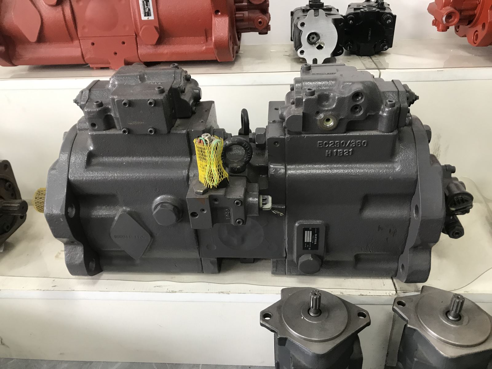 Construction machinery parts Excavator parts EC290 EC360 Hydraulic Pump for Excavator